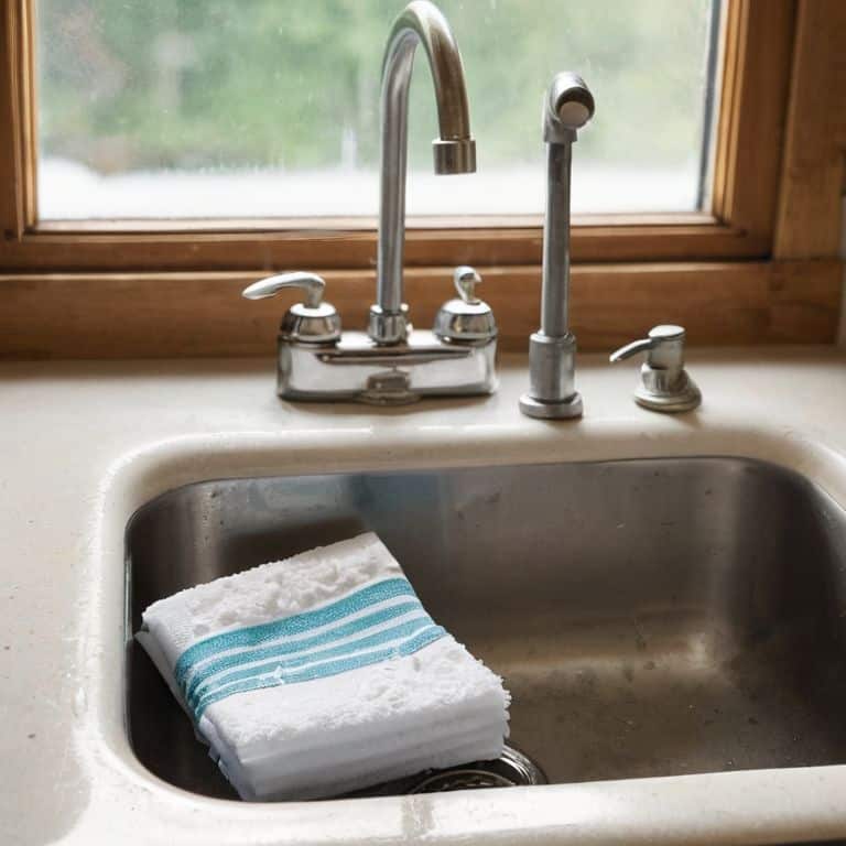 Washing dishes efficiently in small sink